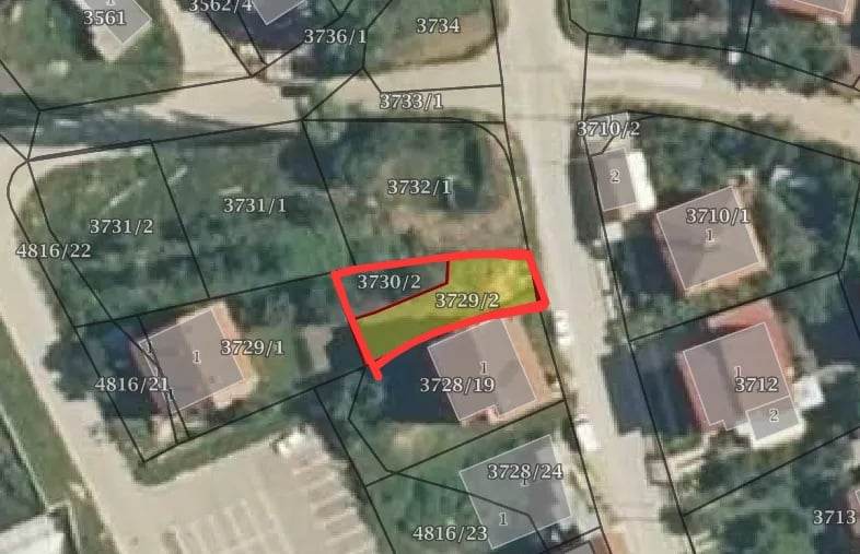 СЕ ПРОДАВА ПЛАЦ ЗА ИЗГРАДБА НА КУЌА ВО МАКЕДОНСКА КАМЕНИЦА